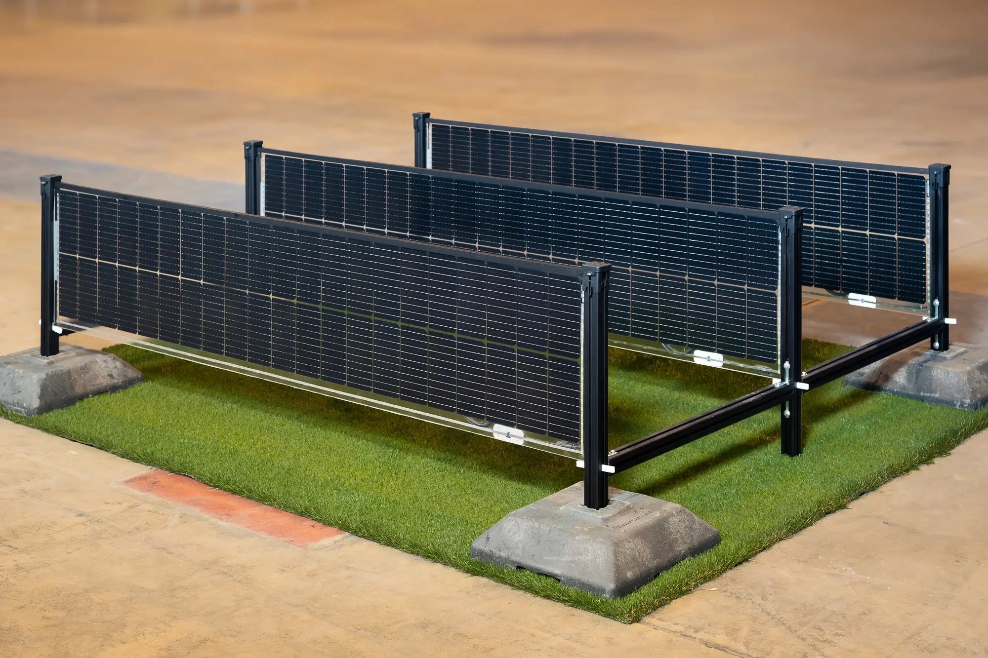 960Wp SOLon Balkonkraftwerk-Set - 6 vertikale Module